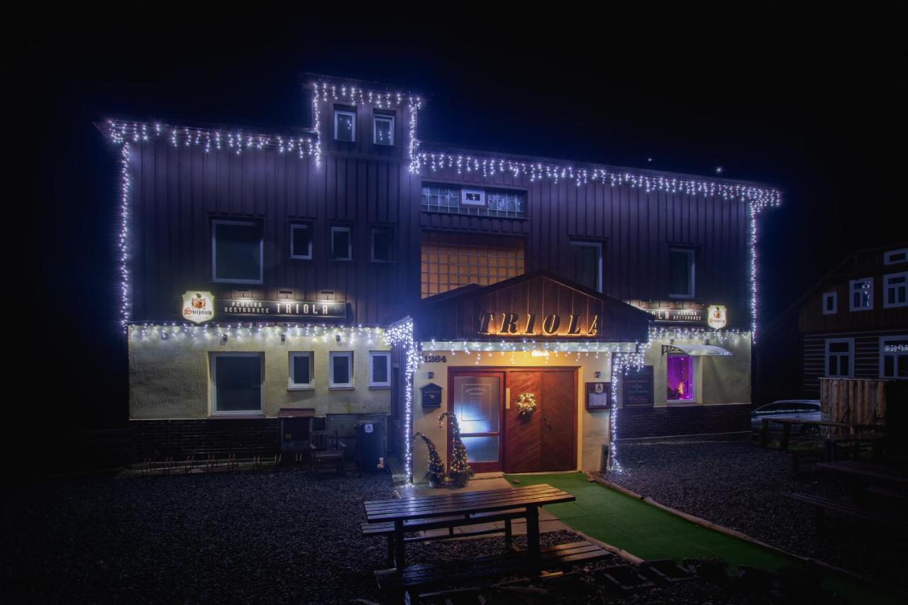Restaurace Penzion Triola Kořenov Esterno foto