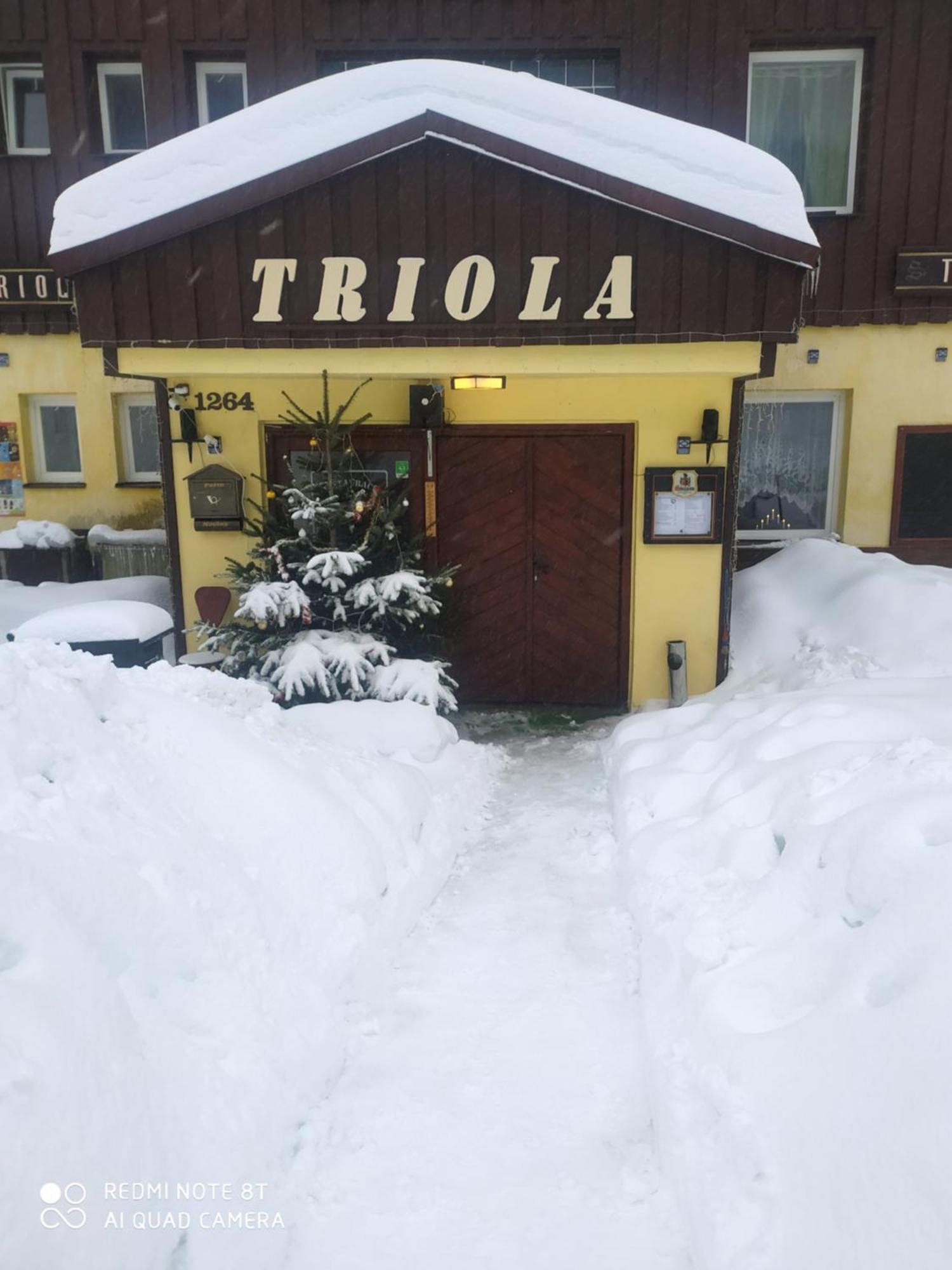 Restaurace Penzion Triola Kořenov Esterno foto